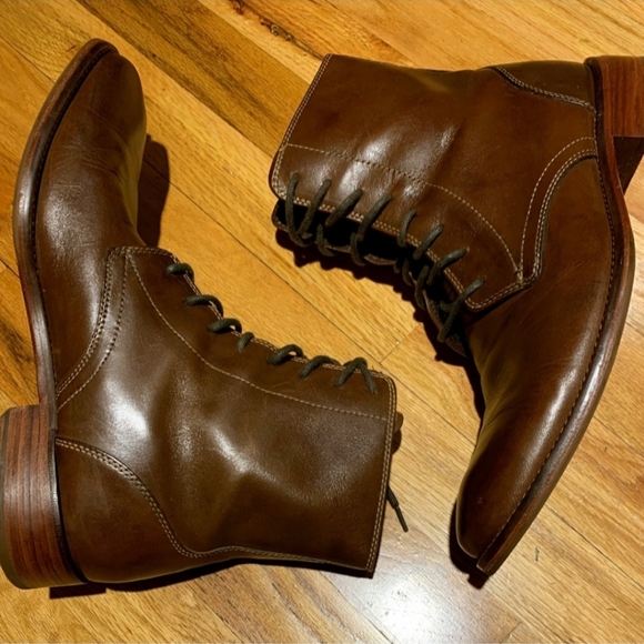 Cole haan boots size 9. Great condition - Picture 3 of 4